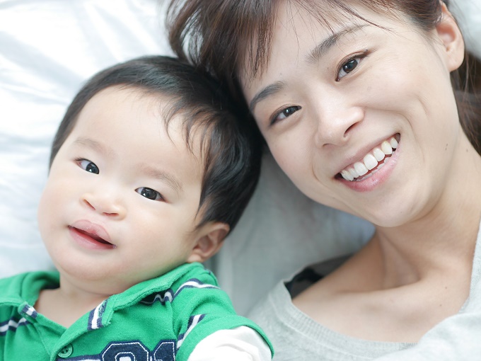 【写真】笑顔のこすがさんおやこ