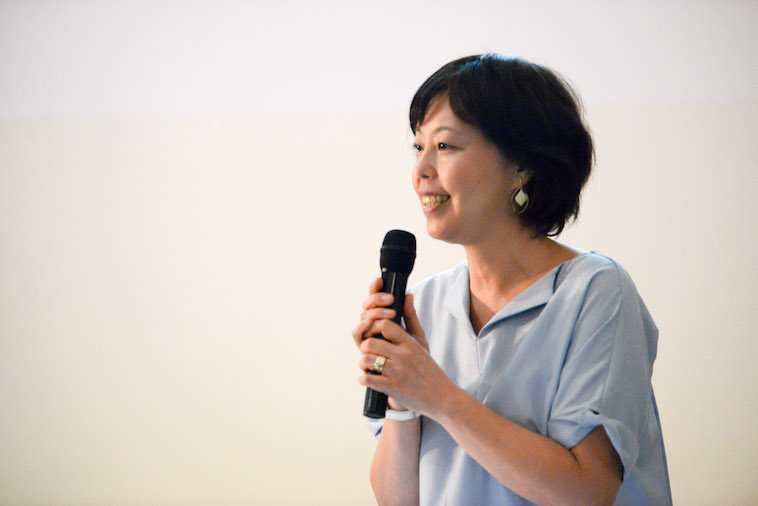 【写真】優しい表情で語る、よしおかさん