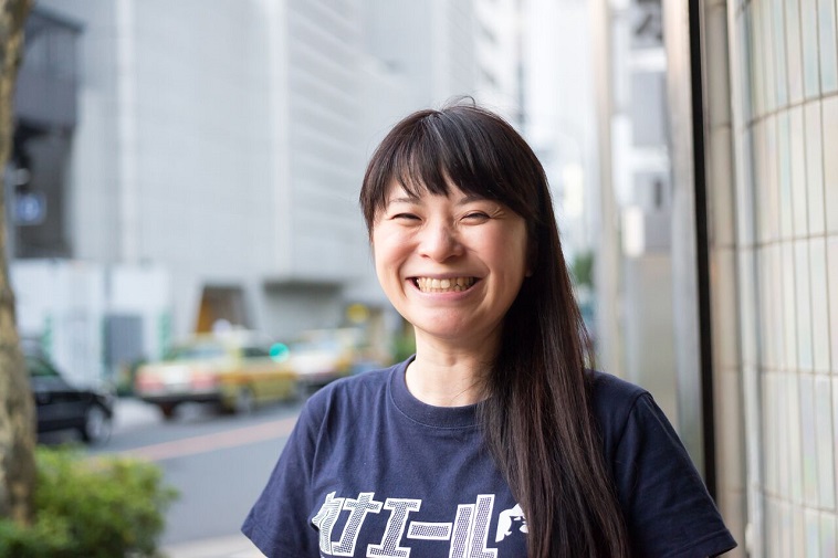 【写真】満面の笑みを浮かべるうえむらさん