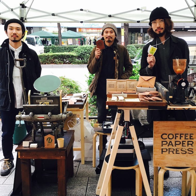 【写真】COFFEE PAPER PRESSのイベント出展ではコーヒーの販売や、その場で活版印刷体験もできる