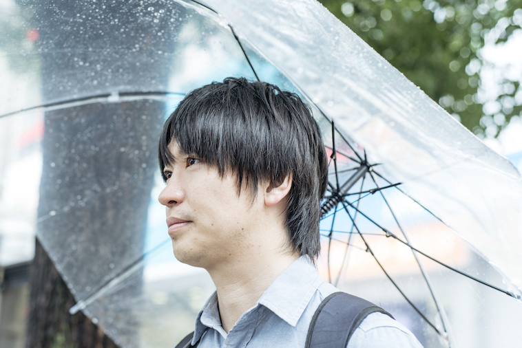 【写真】インタビューに応えるいまいさん。